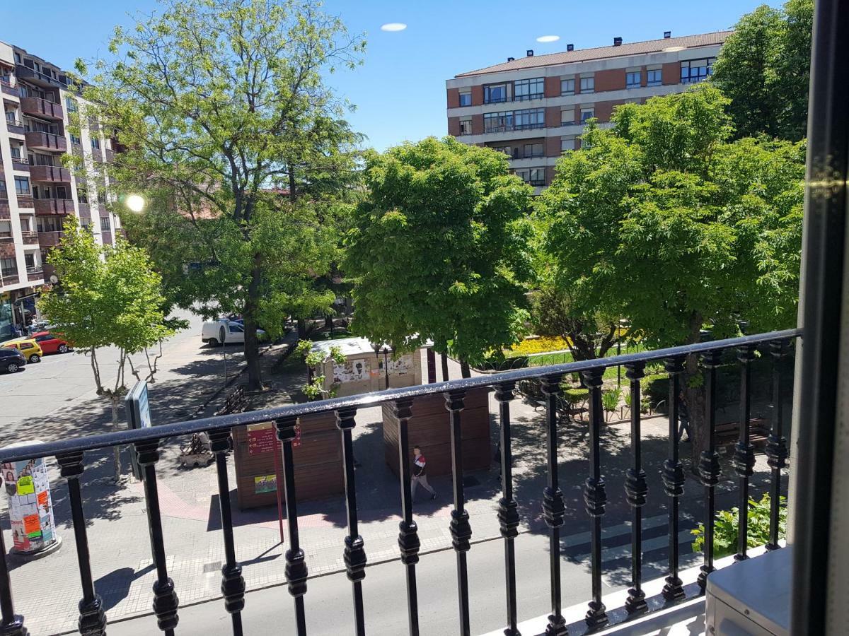 Apartamentos Aranda - Atico Duero Aranda de Duero Exteriör bild
